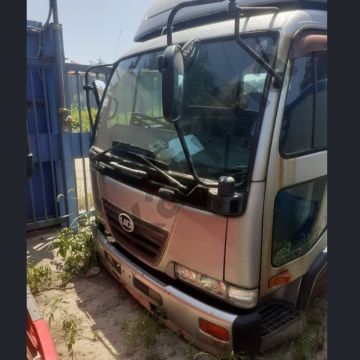 Nissan UD Truck Cabin