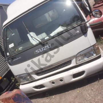 Isuzu NPR Truck Cabin