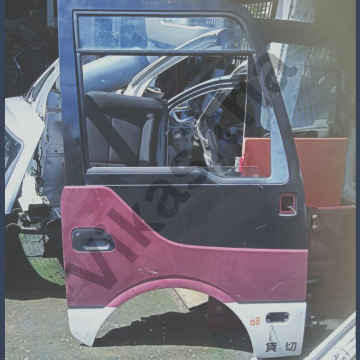 Mitsubishi Rosa Bus Door